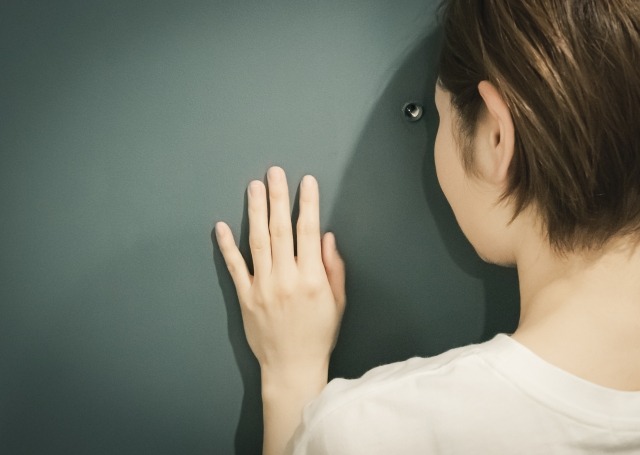 ストーカーや無言電話などは探偵社と弁護士・警察と連携